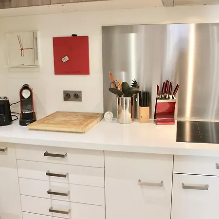 Le Confidentiel By Cocoonr *