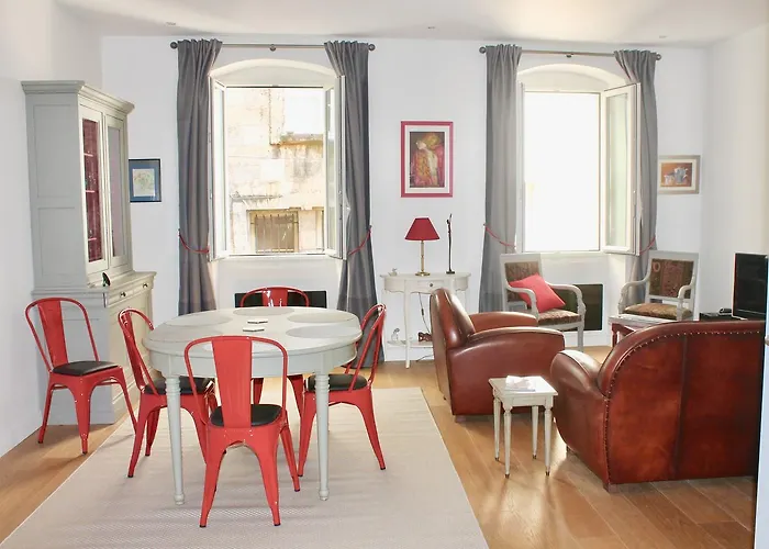 Le Confidentiel By Cocoonr Apartment