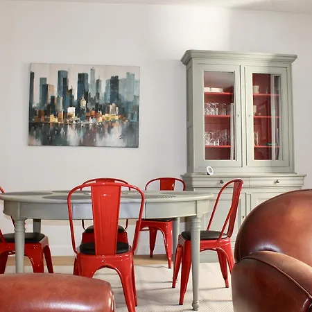 Le Confidentiel By Cocoonr *