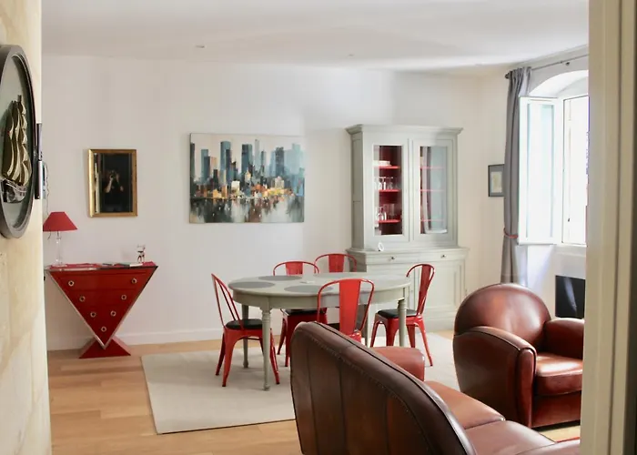 Le Confidentiel By Cocoonr Apartment